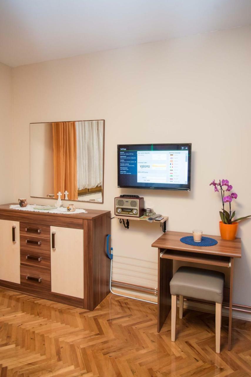 Rooms Vlado Daruvar Luaran gambar
